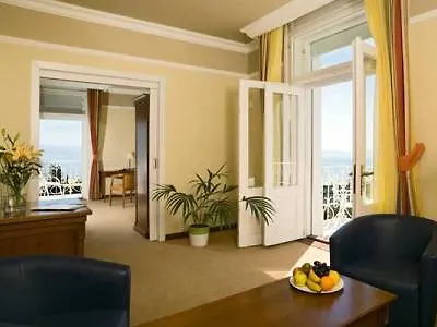 Bristol Hotel Οπατία